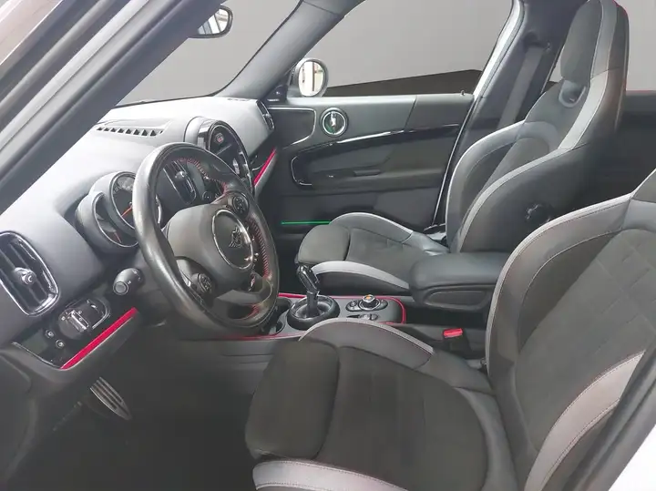 936df719-1a21-4293-8eb0-768529cf9004_313cfafe-dff3-4773-9abc-aed9360bb5b1