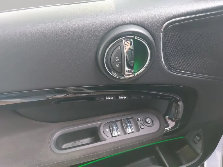 936df719-1a21-4293-8eb0-768529cf9004_f04b0729-a55c-45de-a802-3b597cc52f31