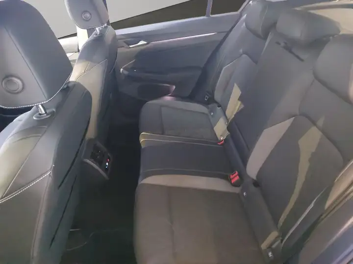 bb011a01-0947-4f66-9066-d7daccda6cdc_6d82bf2b-2558-42d4-bc8f-a16aebafa4dd