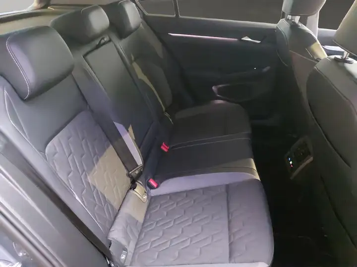 bb011a01-0947-4f66-9066-d7daccda6cdc_b8df5d3f-3aa5-44f7-8567-e93b1b358420