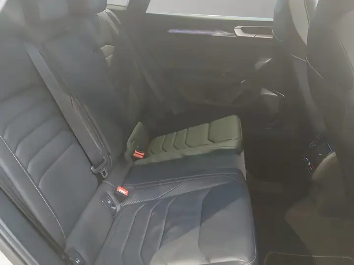 32d75bf9-e922-4cba-8d58-edce247cf19f_b2ec129e-63ab-43a5-979d-e3ee4989b9dc