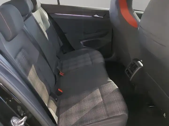 c34f3d60-8cc9-4c14-bed4-63e5fa7998ec_90175803-c811-4392-90c2-67acb2dd05cc