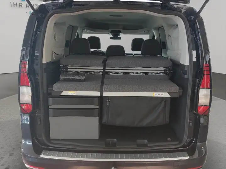 7267b21b-b455-459d-8fd9-4a177f43919b_88ed8072-39f9-4e94-8b9a-fe3221f547a1