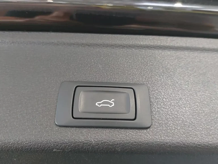 8f84a6be-f2c3-43ad-ad8b-ab788ee2f44c_0837f109-f944-4fca-a352-d6ec2b7db20a