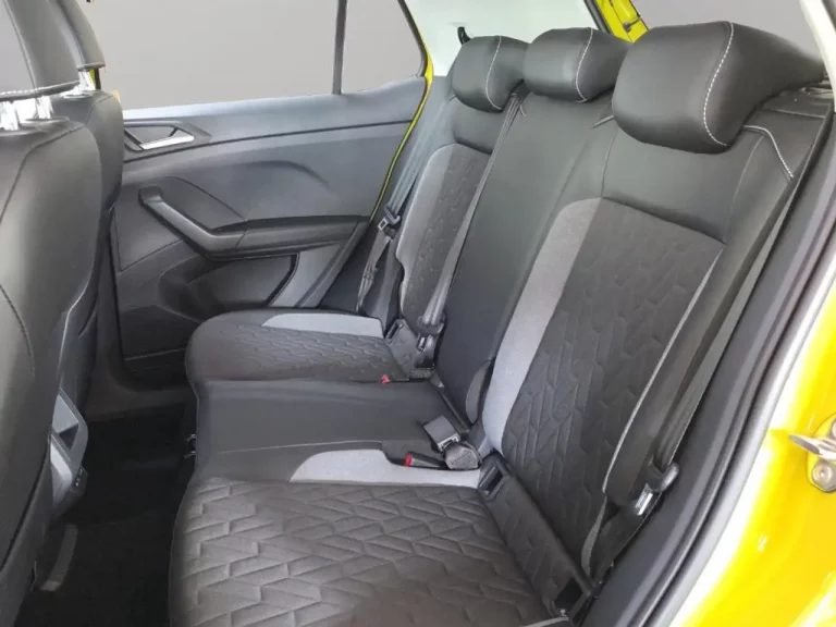 Volkswagen T-Cross 18