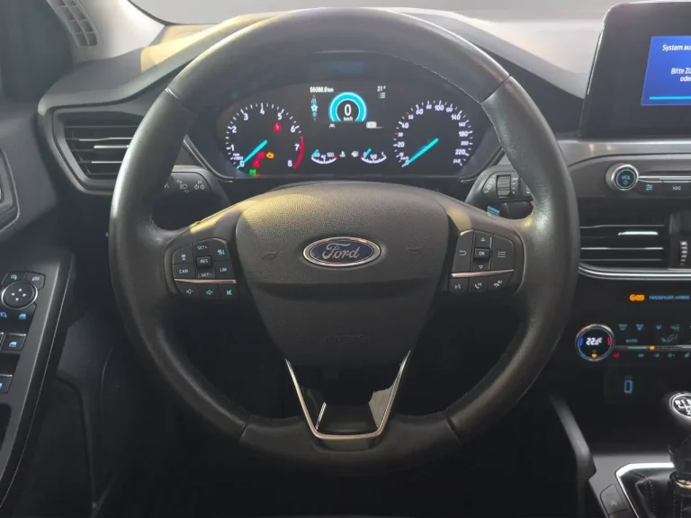 Ford Focus 14