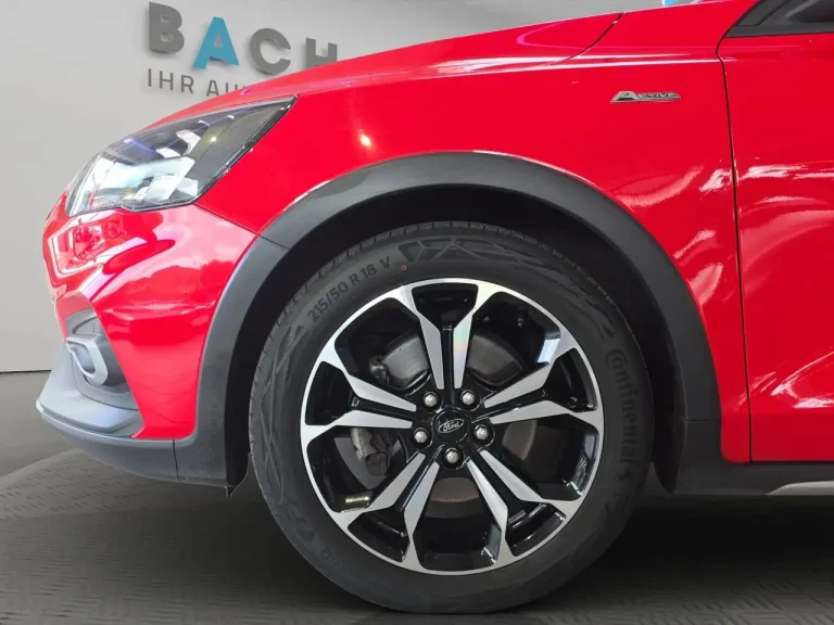 Ford Focus 9