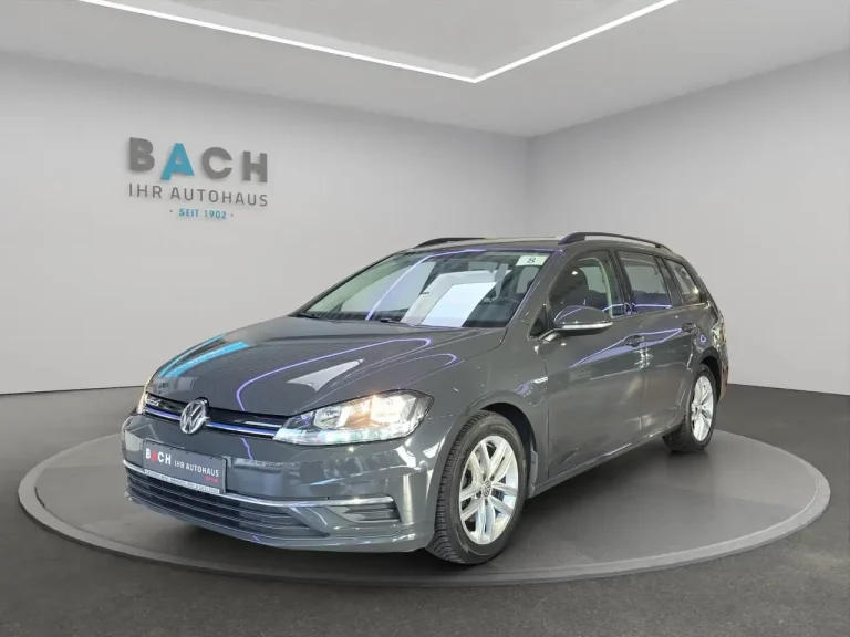 Volkswagen Golf Variant 1
