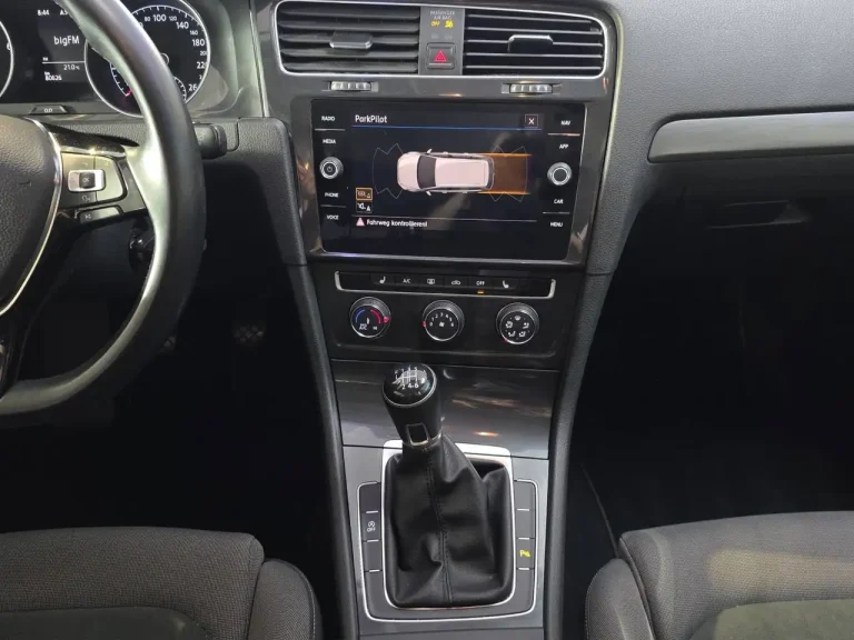 Volkswagen Golf Variant 16
