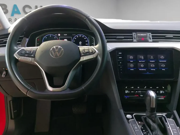 Volkswagen Passat Variant 12