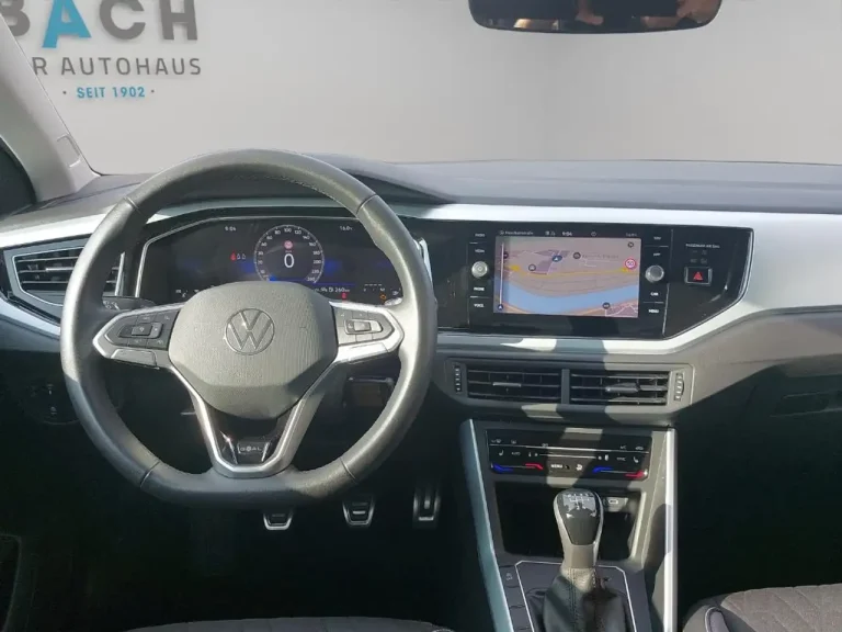 Volkswagen Polo 12