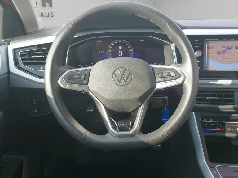 Volkswagen Polo 13