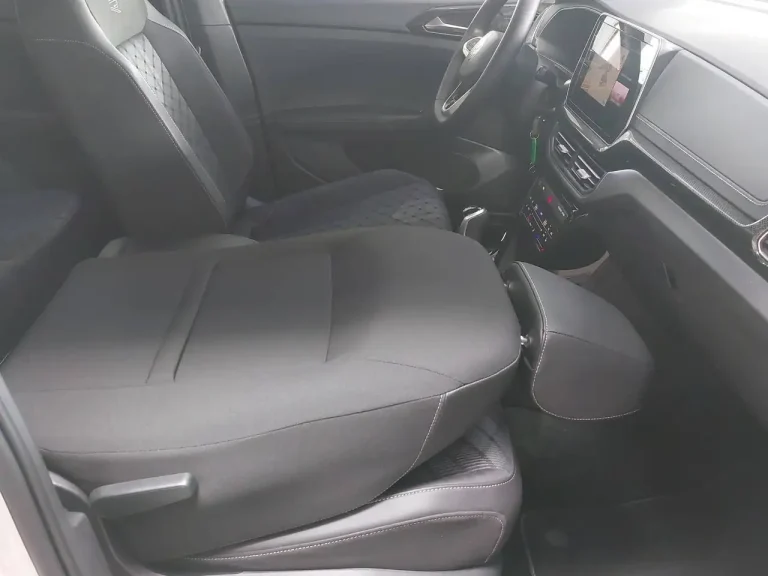 Volkswagen T-Cross 19