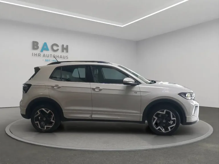 Volkswagen T-Cross 5
