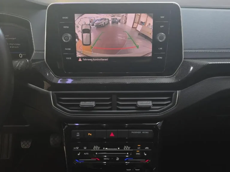 Volkswagen T-Cross 17