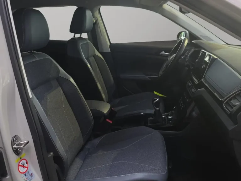 Volkswagen T-Cross 19