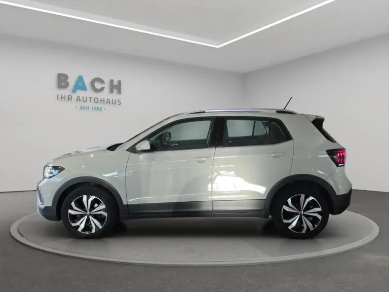 Volkswagen T-Cross 4